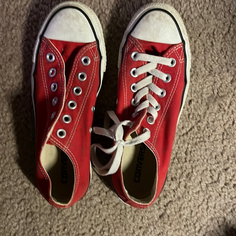 red converse